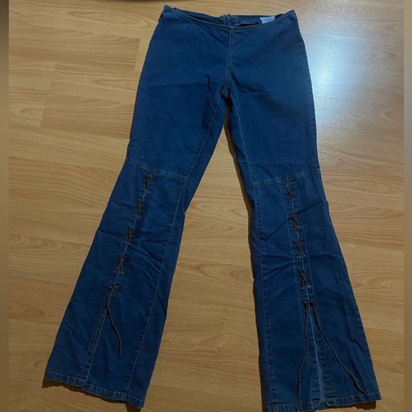 725 FIT AND FLARES-SIZE 5 - Picture 1 of 4